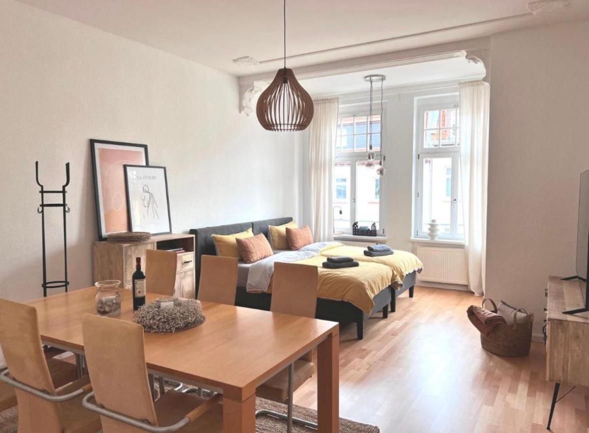 Feine Apartments In Der Suedstadt Von Erfurt Mit Kostenlosen Stellplatz & Flasche Wein Zur Begruessung מראה חיצוני תמונה